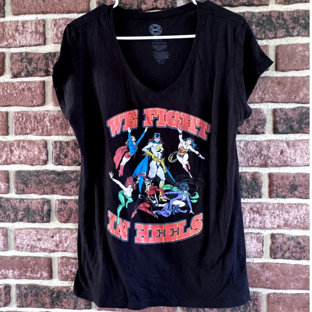 DC Comics Justice League We Fight In Heels V-Neck T-Shirt Black XXL Womens Woman